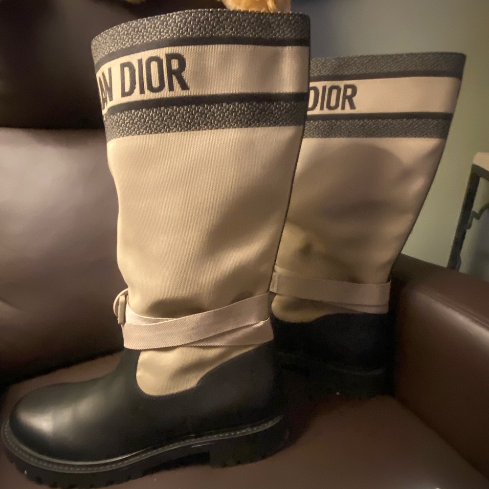Dior boots sz 42 worn once with box and dustbags - Picture 7 of 11